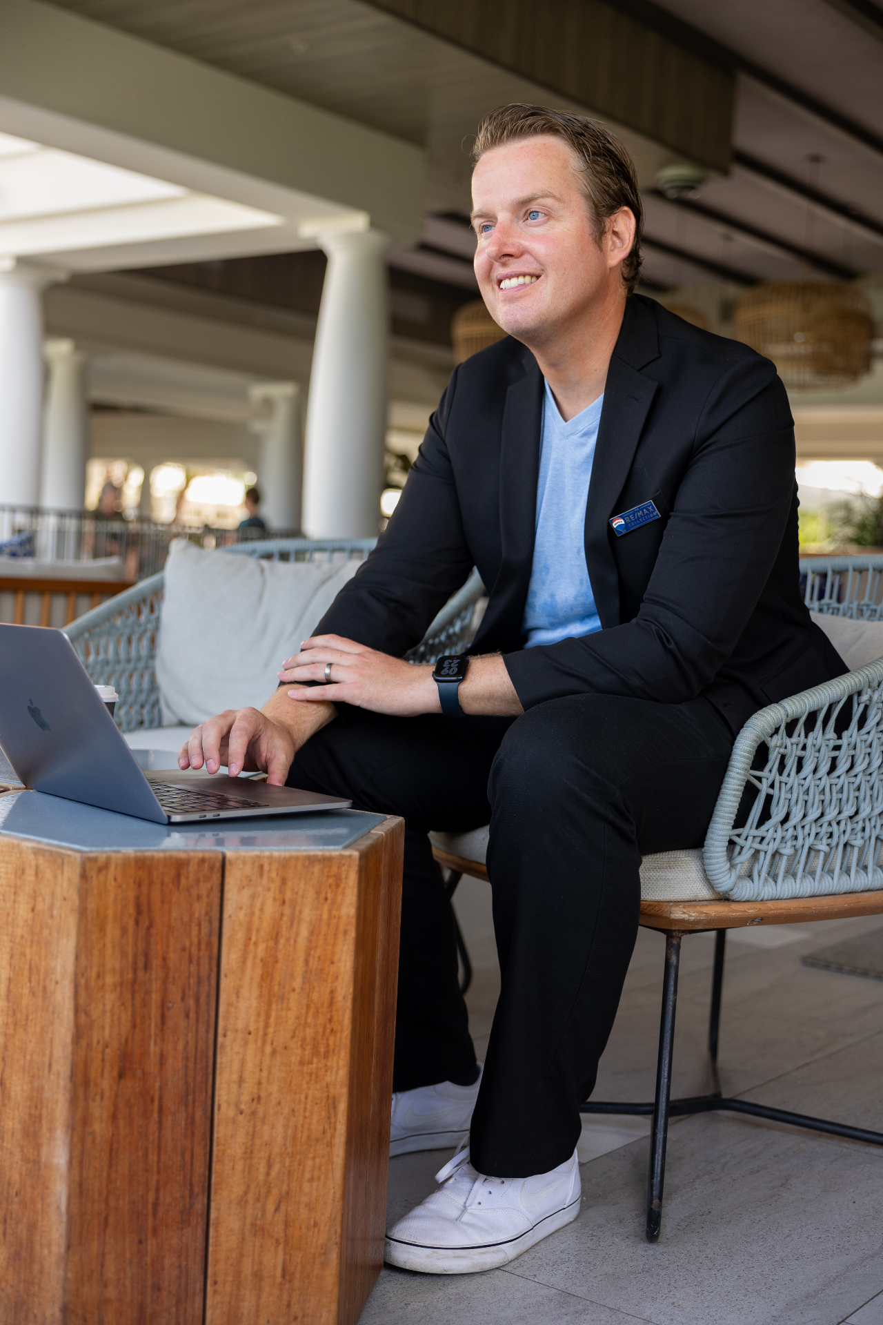 Portrait of Roy Knippenborg, Agent · RE/MAX Bon Bini